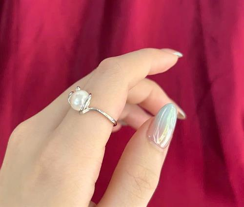 Nhẫn Ngọc Trai CHNT83